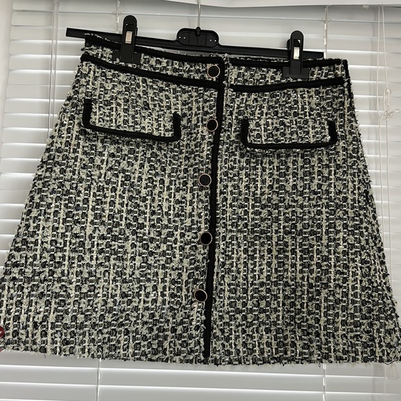 3-piece set (bandeau top, cropped blazer & skirt) - Picture 10 of 14